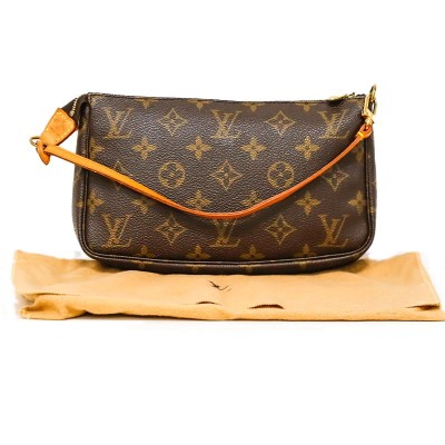 Louis Vuitton Pochette Accessoire + dustbag