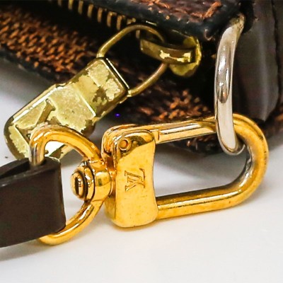 Louis Vuitton Pochette Accessoire