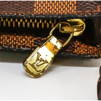 Louis Vuitton Pochette Accessoire