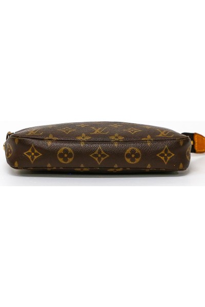 Louis Vuitton Pochette Accessoire