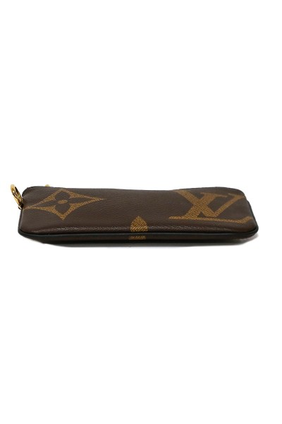 Louis Vuitton Pouch Big Logo