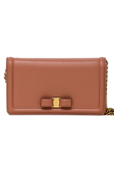 Ferragamo - Wallet on chian